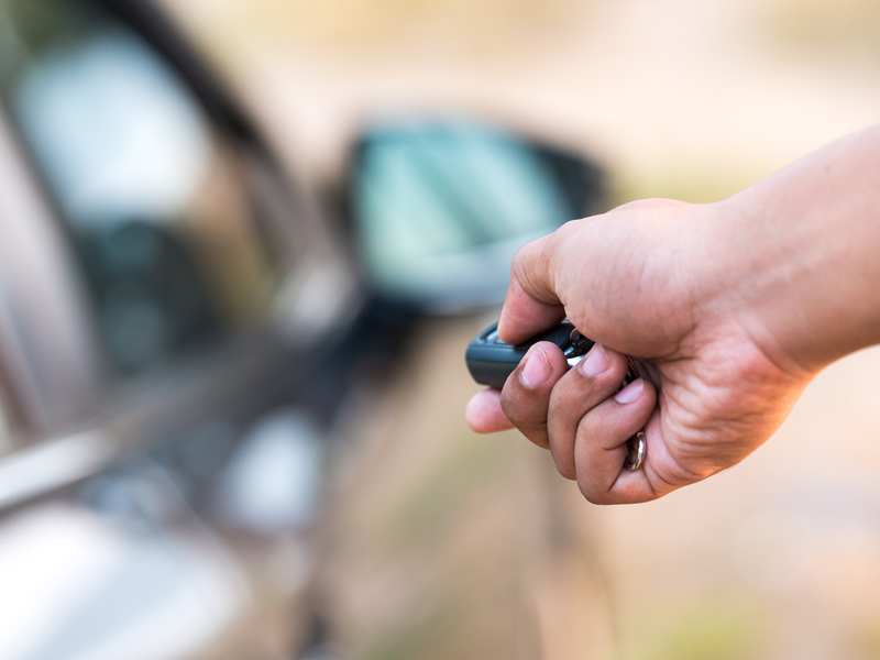 Installing car anti theft system Riga-Autoserviss Rīgā, auto remonts, autoevakuators, automazgātava Installing car anti theft system Riga-Autoserviss Rīgā, auto remonts, autoevakuators, automazgātava